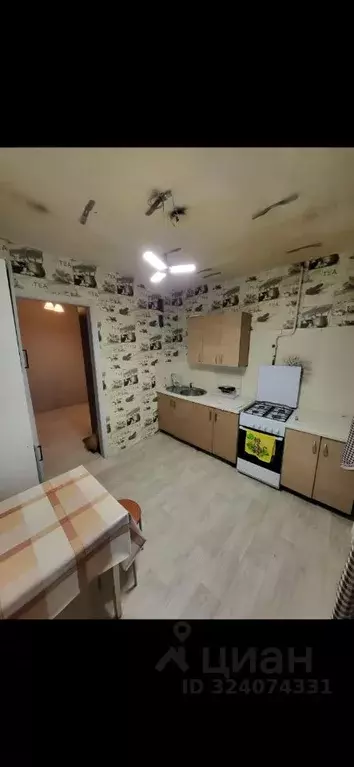 3-к кв. Псковская область, Псков Звездная ул., 4 (66.3 м) - Фото 1