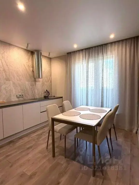 2-к кв. Приморский край, Владивосток ул. Сочинская, 12 (56.0 м) - Фото 1
