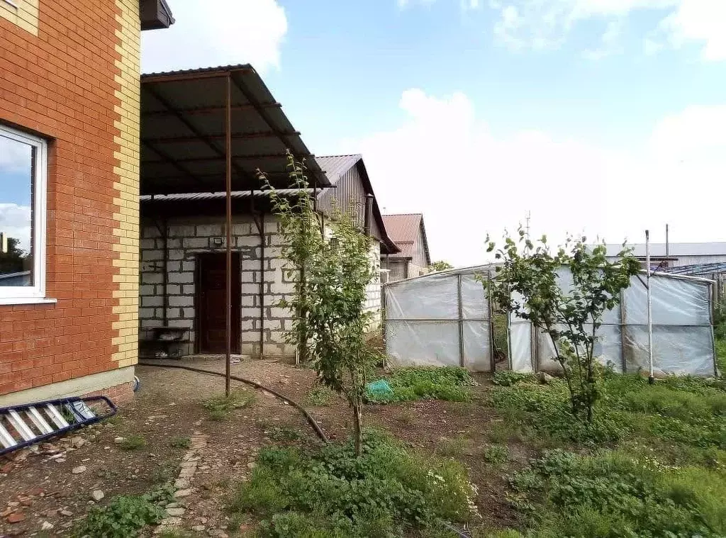 Дом в Краснодарский край, Ейский район, Александровское с/пос, пос. ... - Фото 1