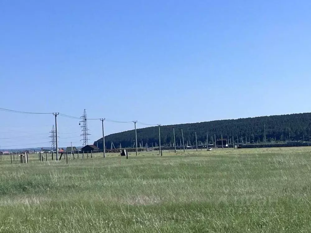 Участок в Иркутская область, Иркутский муниципальный округ, с. Оек  ... - Фото 1