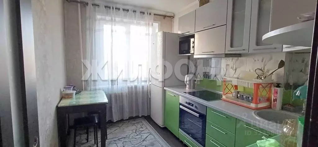 3-к кв. Новосибирская область, Новосибирск Гусинобродское ш., 17 (59.9 ... - Фото 0