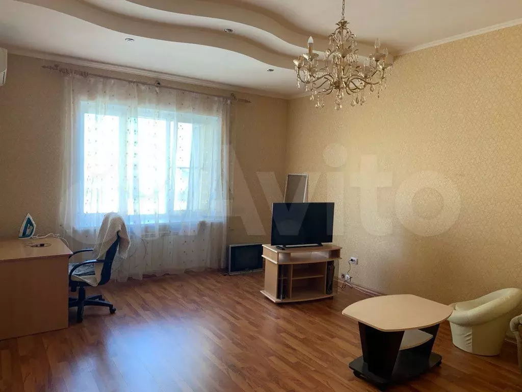 2-к. квартира, 80 м, 4/4 эт. - Фото 1