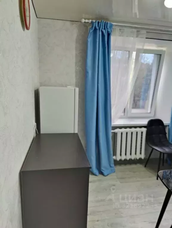 Комната Омская область, Омск Заозерный мкр, ул. Бородина, 44Б (12.6 м) - Фото 2