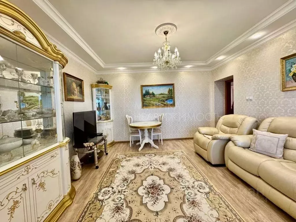 3-к кв. Тюменская область, Тюмень ул. Республики, 86к1 (85.5 м) - Фото 1