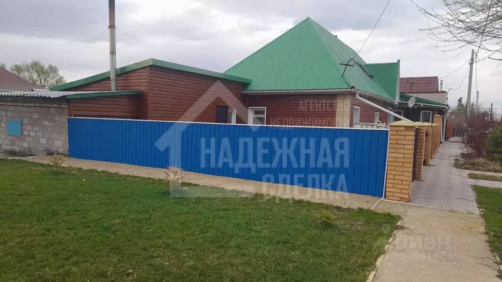 Дом в Алтайский край, Рубцовск Енисейская ул. (69 м) - Фото 1