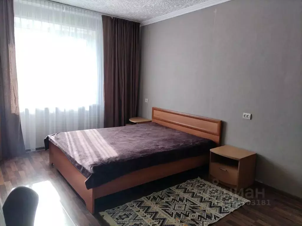 2-к кв. Белгородская область, Старый Оскол Макаренко мкр, 34 (40.0 м) - Фото 1