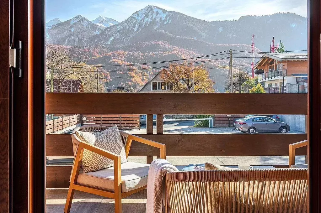 2-к кв. Краснодарский край, Сочи Красная Поляна пгт, ул. Пчеловодов, ... - Фото 1