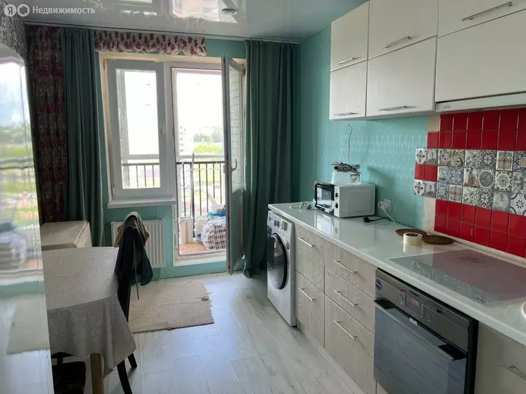 1-комнатная квартира: Чебоксары, Радужная улица, 8 (41 м) - Фото 2