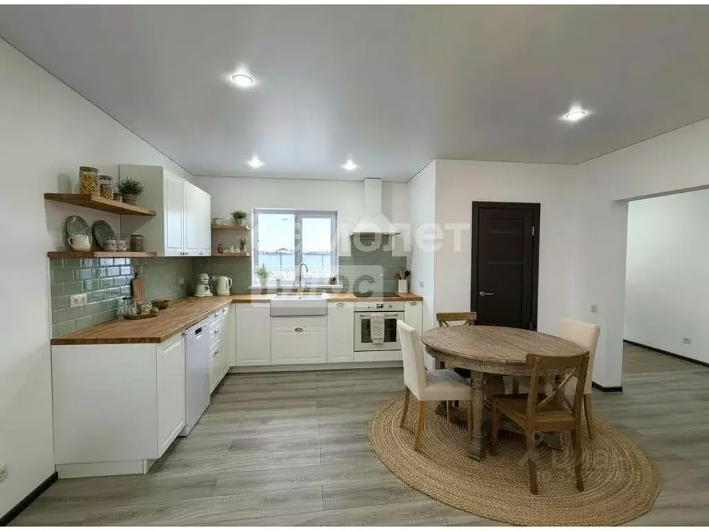 Дом в Омская область, Омский район, с. Троицкое ул. 1-я Островная (128 ... - Фото 1