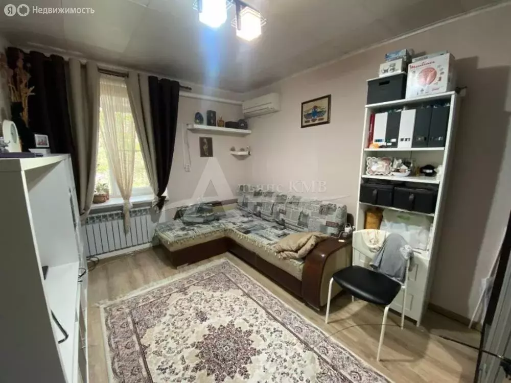 2-комнатная квартира: Зеленокумск, Советская улица, 16 (29.7 м) - Фото 0