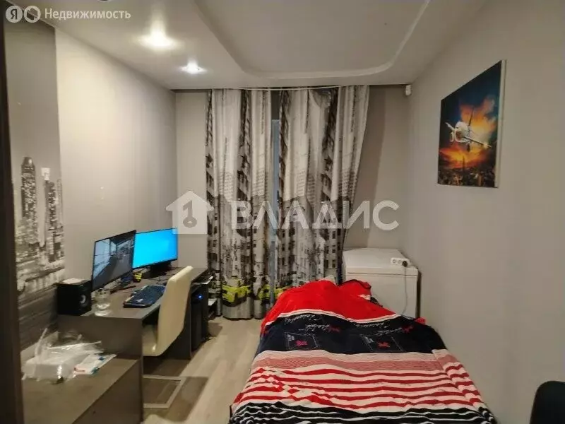 3-комнатная квартира: Ангарск, 18-й микрорайон, 20 (126 м) - Фото 1