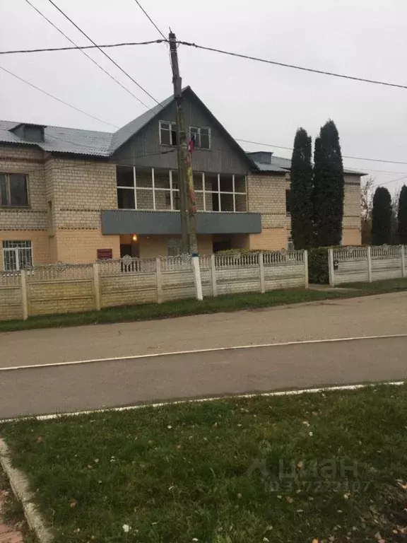 Помещение свободного назначения в Орловская область, пос. Красная Заря ... - Фото 0