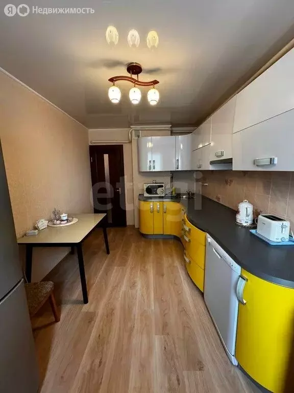 2-комнатная квартира: Белгород, улица Губкина, 17Б (65 м) - Фото 1