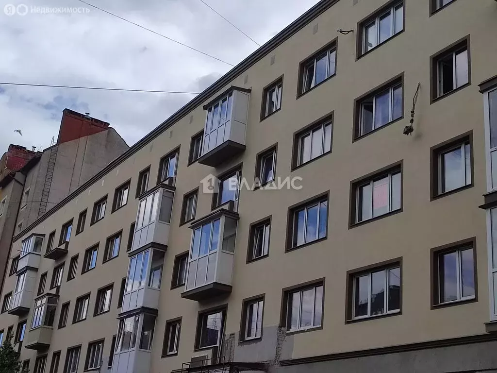 6к в -комнатной квартире (1.8833333 м) - Фото 0