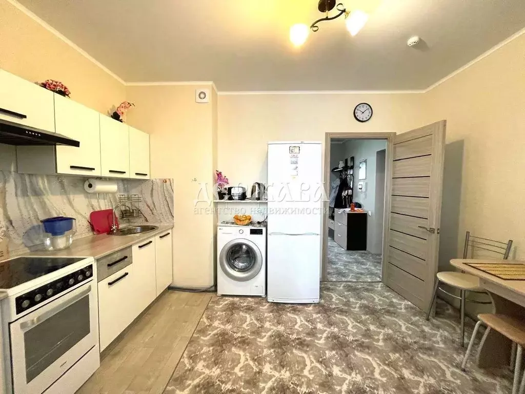 1-к кв. Белгородская область, Старый Оскол Заречье мкр, 17 (35.9 м) - Фото 2