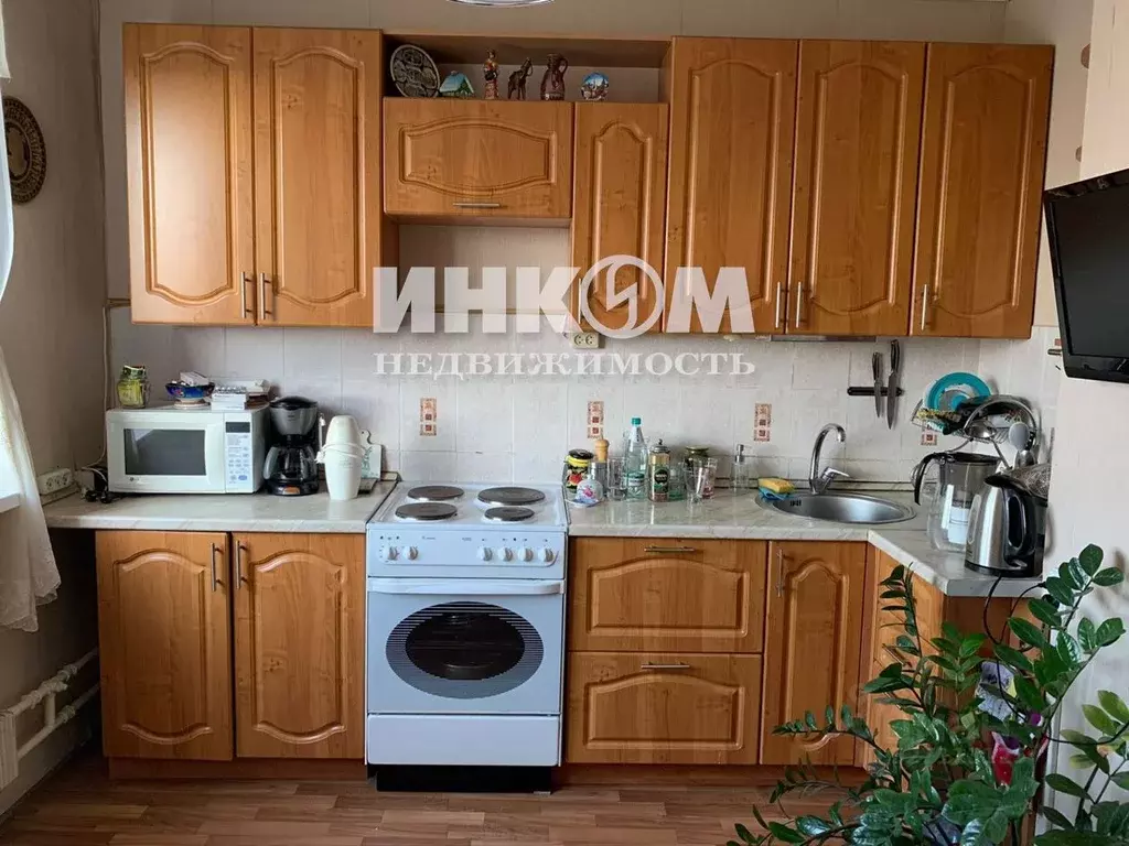 3-к кв. Москва ул. Менжинского, 38К1 (74.2 м) - Фото 1