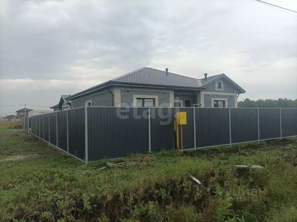 Дом в Тюменская область, Тюменский муниципальный округ, д. Падерина ... - Фото 1