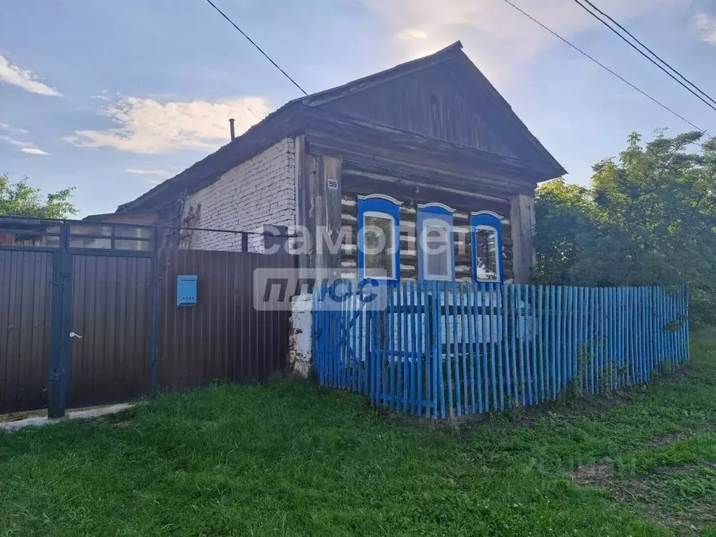 Дом в Челябинская область, Каслинский муниципальный округ, с. Багаряк  ... - Фото 1