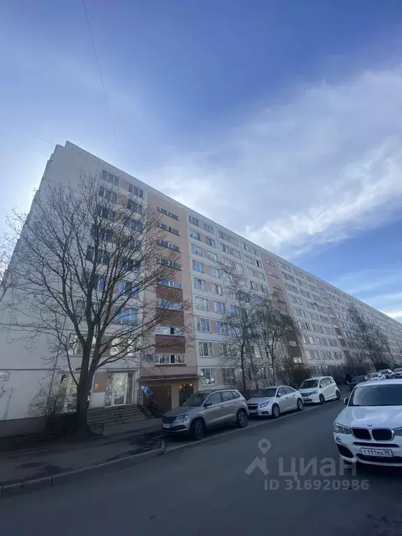 3-к кв. Санкт-Петербург ул. Дыбенко, 23К1 (80.0 м) - Фото 0