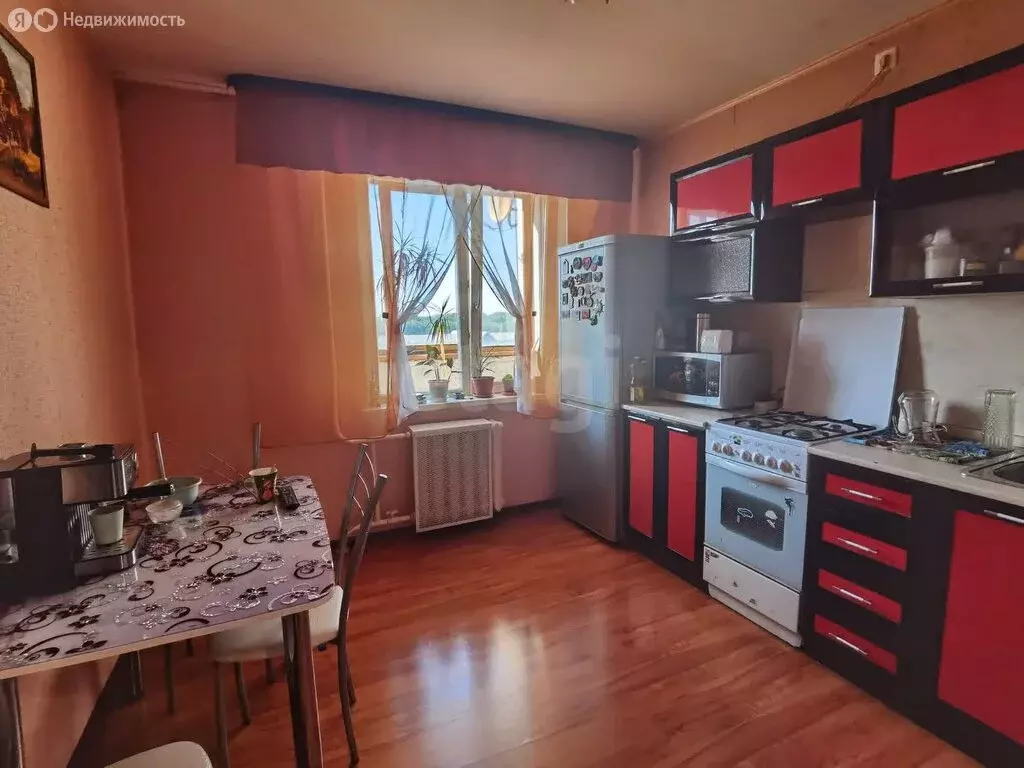1-комнатная квартира: Череповец, Остинская улица, 19 (35.6 м) - Фото 0