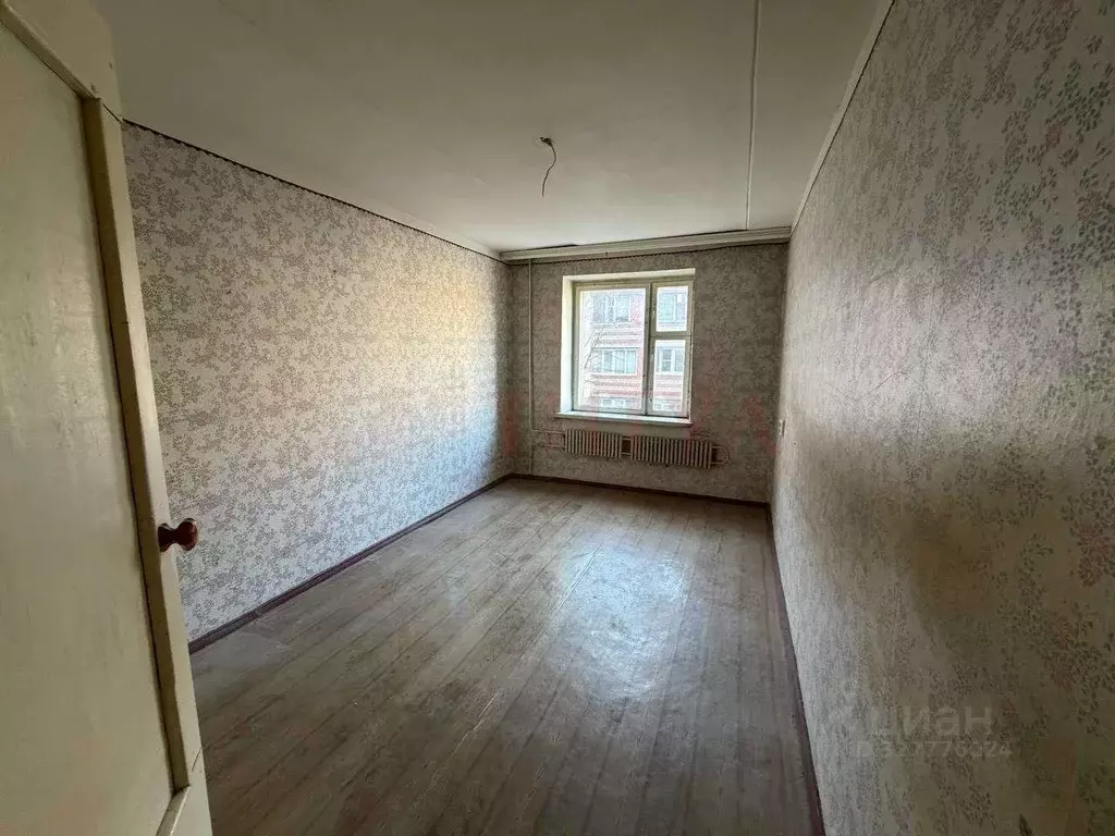 3-к кв. Белгородская область, Старый Оскол Дубрава мкр, 1 кв-л, 5 ... - Фото 2