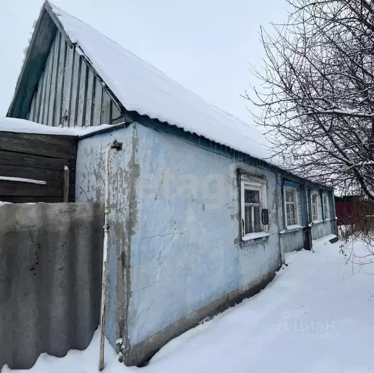 Дом в Брянская область, Почеп Брянская ул. (41 м) - Фото 0