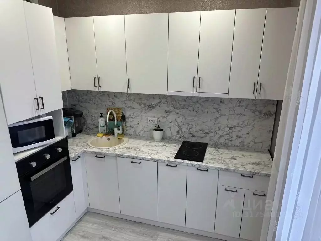 1-к кв. Татарстан, Казань просп. Ильгама Шакирова, 11А (36.0 м) - Фото 0
