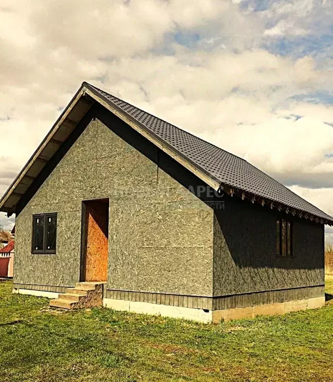 Дом в Калужская область, Бабынинский муниципальный округ, Сабуровщино ... - Фото 1