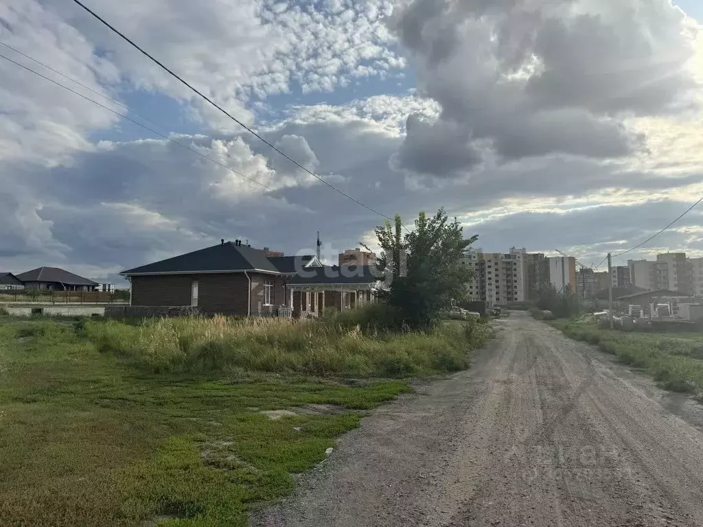 Участок в Белгородская область, Старый Оскол ул. Черешневая (15.0 ... - Фото 1