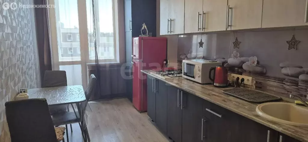1-комнатная квартира: Калининград, улица Старшины Дадаева, 71 (42 м) - Фото 2