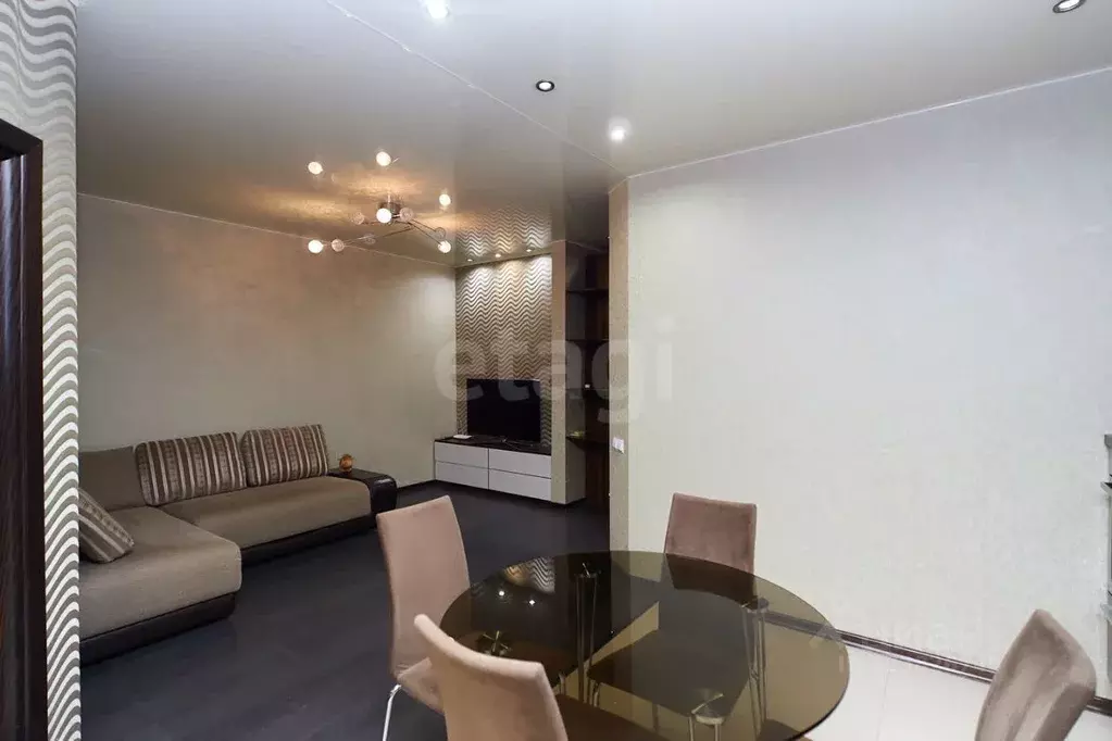 1-к кв. Тюменская область, Тюмень ул. Водников, 12 (45.5 м) - Фото 1