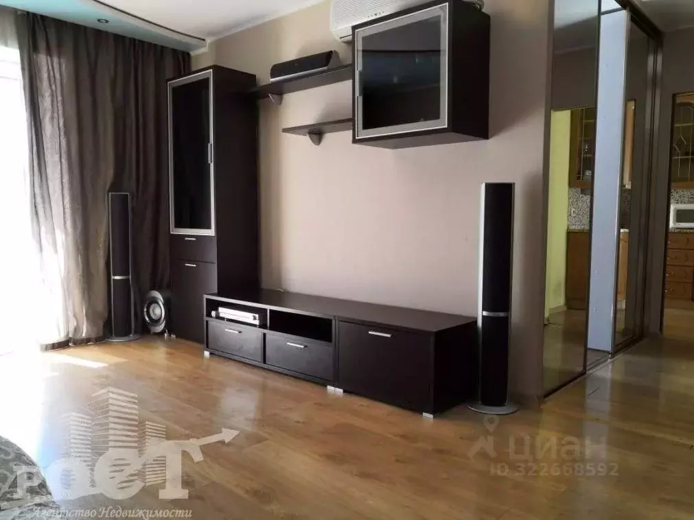 4-к кв. Приморский край, Артем Херсонская ул., 7 (81.0 м) - Фото 1