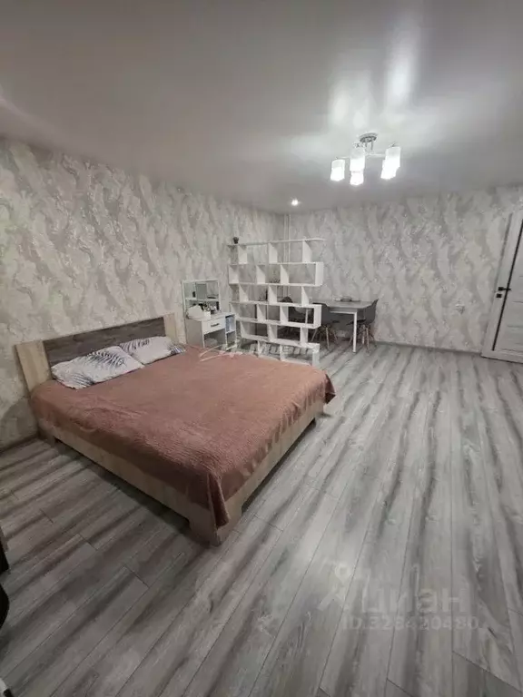 2-к кв. Крым, Симферопольский район, Молодежное пгт ул. Строителей, 6 ... - Фото 1