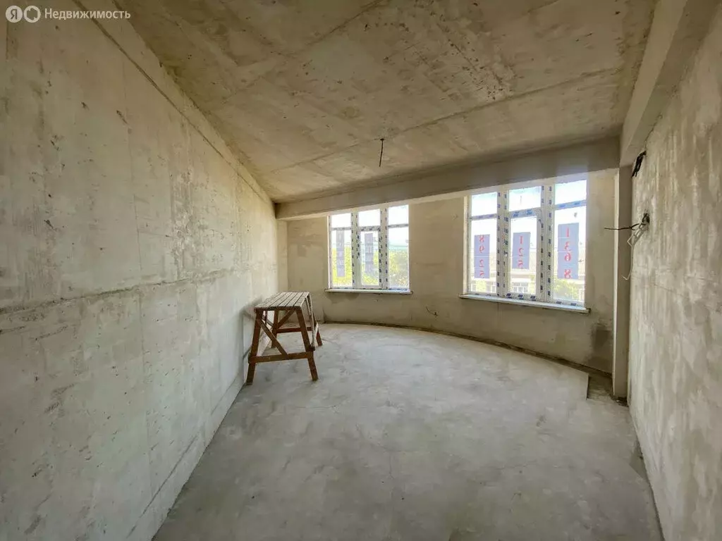 2-комнатная квартира: Дербент, проспект Агасиева, 18Ж (70 м) - Фото 1