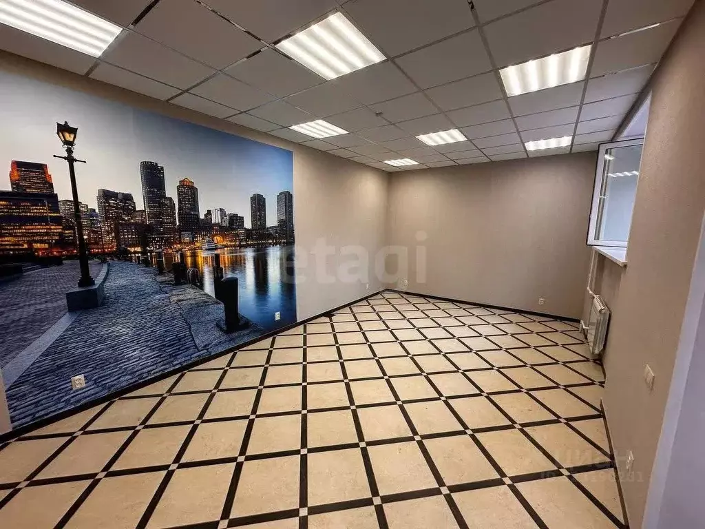 Помещение свободного назначения в Ульяновская область, Ульяновск ул. ... - Фото 1