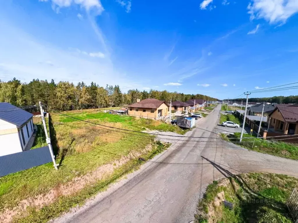 Участок в Тюменская область, Тюменский район, д. Ушакова  (12.15 сот.) - Фото 0