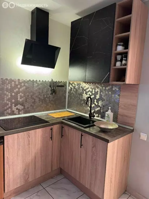 1-комнатная квартира: Иркутск, улица Розы Люксембург, 118 (41.2 м) - Фото 1