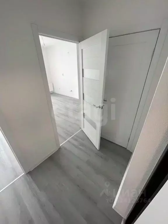 1-к кв. Санкт-Петербург пос. Парголово, дор. Михайловская, 14к1 (39.0 ... - Фото 1