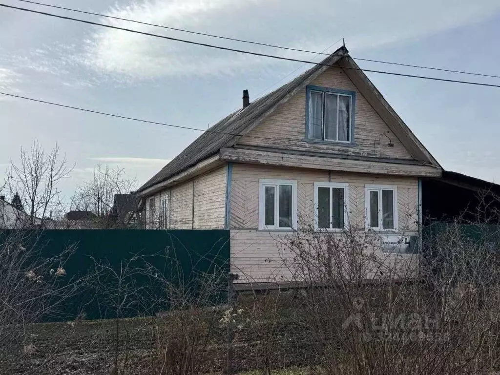 Дом в Ленинградская область, Тихвин Новосельская ул., 4 (38 м) - Фото 1