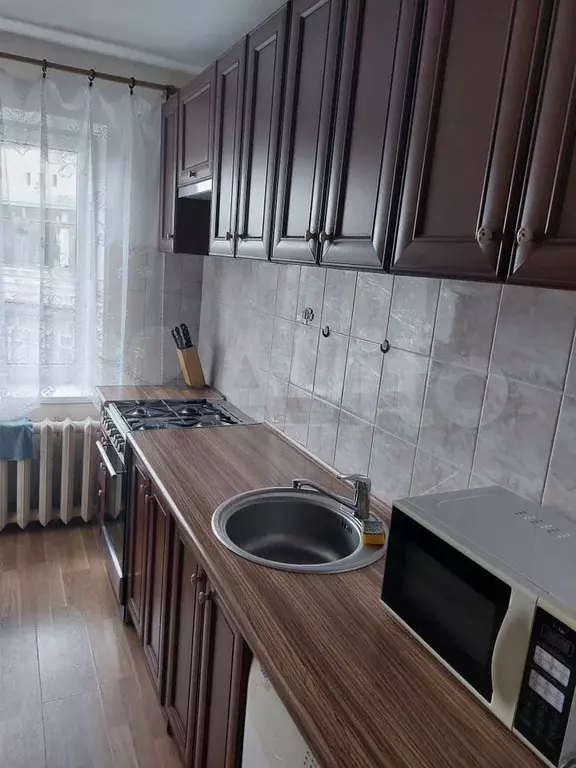 1-к. квартира, 43 м, 3/3 эт. - Фото 1
