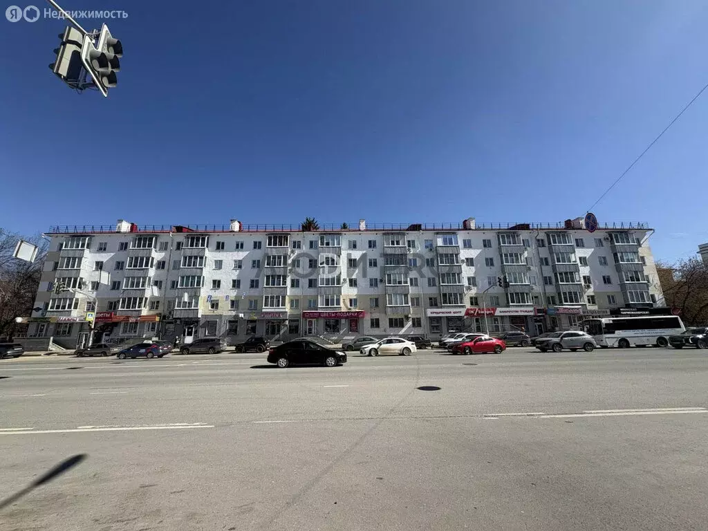 2-комнатная квартира: Уфа, улица Цюрупы, 110 (44.4 м) - Фото 0