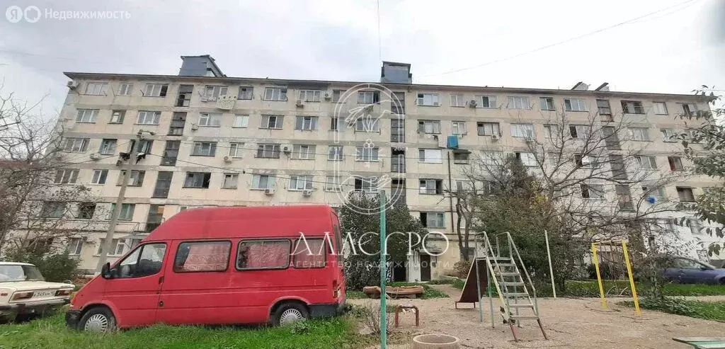 1к в 4-комнатной квартире (9 м) - Фото 1