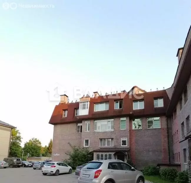3-комнатная квартира: деревня Бородино, Варшавское шоссе, 73к1 (76 м) - Фото 0