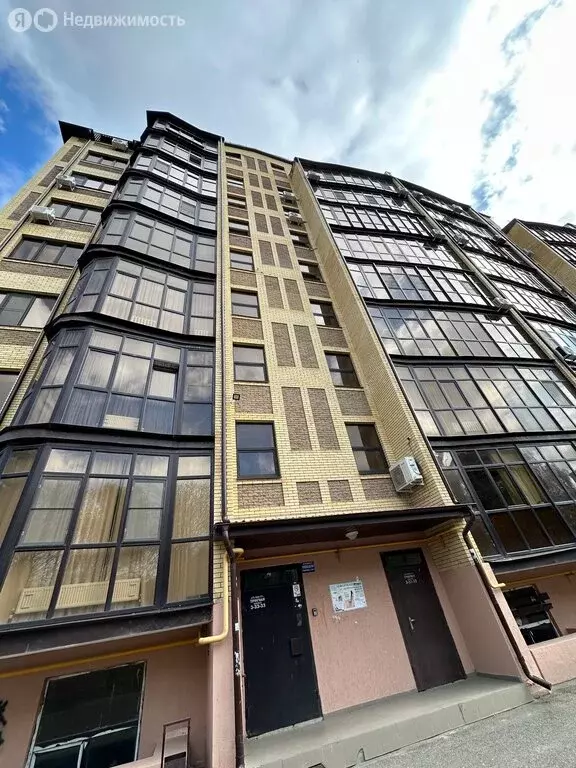 2-комнатная квартира: Ессентуки, улица Нелюбина, 25/1 (94 м) - Фото 0