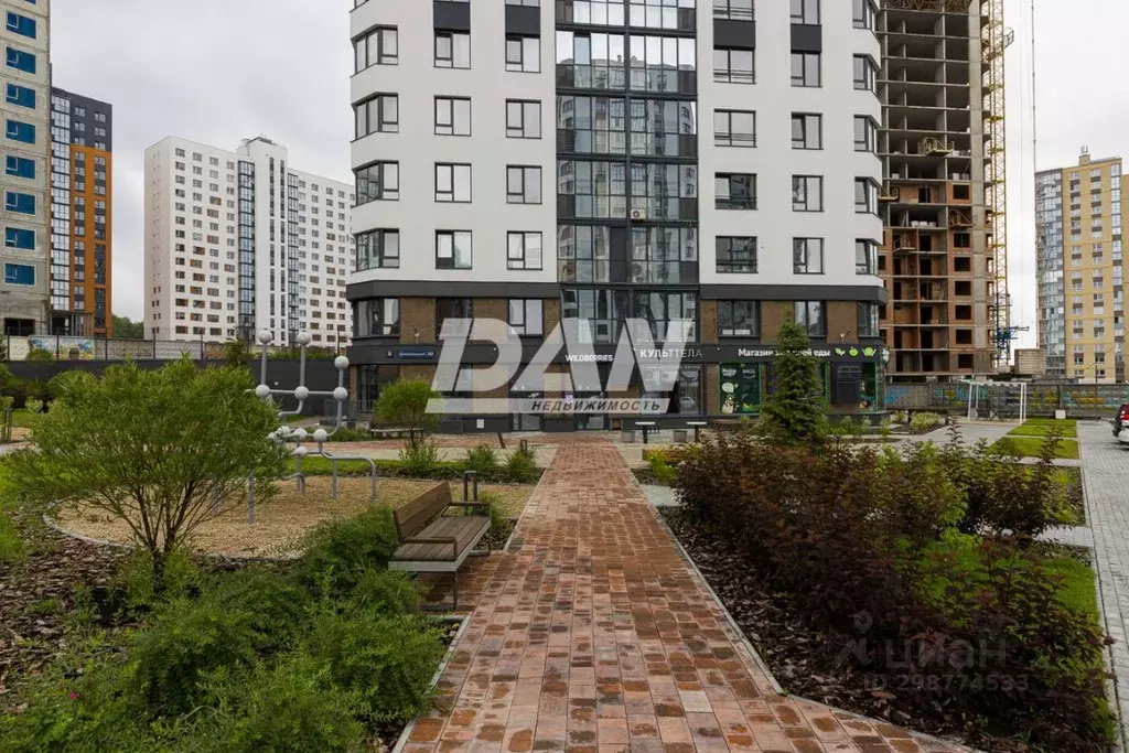 4-к кв. Челябинская область, Челябинск просп. Героя России Е.Н. ... - Фото 1