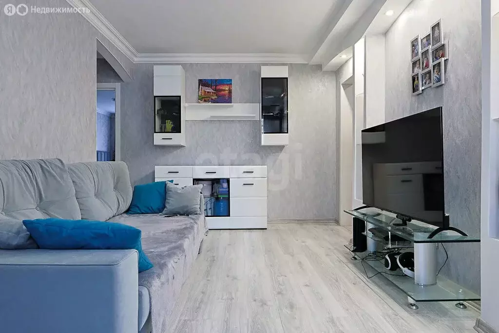 3-комнатная квартира: Калининград, Лесопильная улица, 57 (57.3 м) - Фото 1