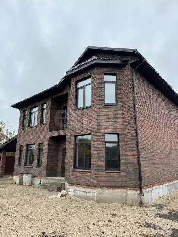 Дом в Брянская область, Брянск Каштановая ул. (183 м) - Фото 1