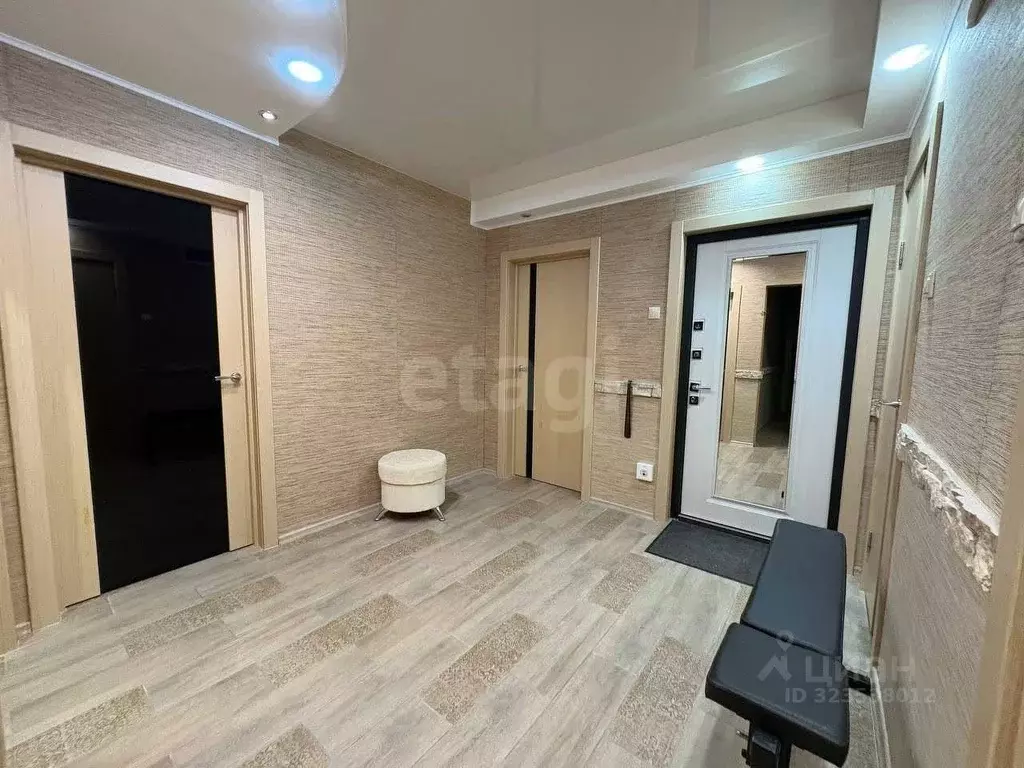 3-к кв. Ямало-Ненецкий АО, Салехард ул. Имени Василия Подшибякина, 46А ... - Фото 2