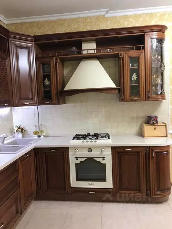 Дом в Краснодарский край, Ейск Звездная ул. (260 м) - Фото 1