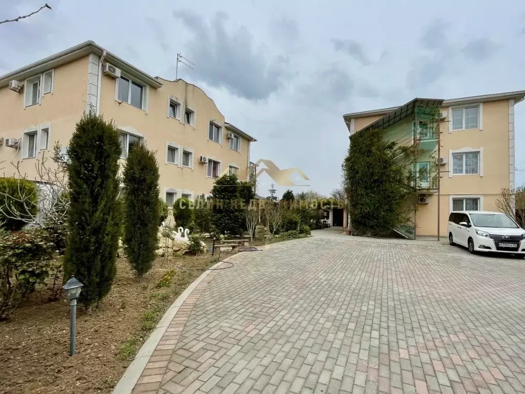 Дом в Крым, Евпатория городской округ, Заозерное пгт ул. Гайдара, 26 ... - Фото 1